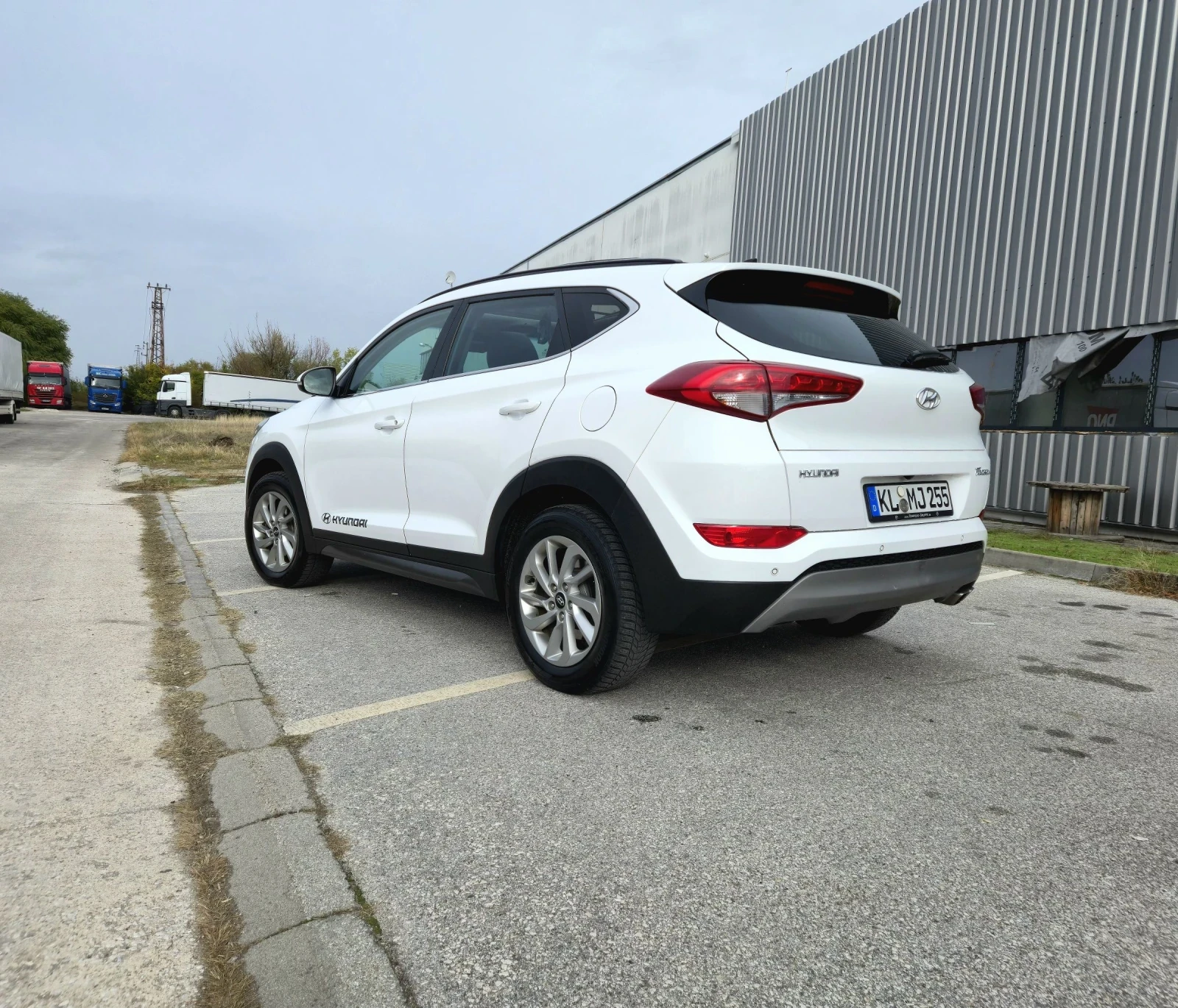 Hyundai Tucson FULL 2.0 136кс.PANORAMA 2017г. - изображение 6 | Auto.bg Hyundai Tucson FULL 2.0 136кс.PANORAMA 2017г. - изображение 6