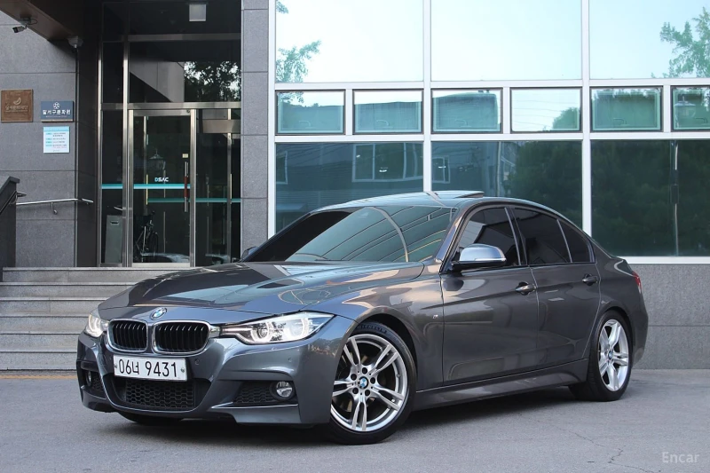 BMW 330 M SPORT* HUD* КОЖА* НАВИ* ПАНО - 15800 € / 30902.11 лв. - 99940589 1 | Car24.bg BMW 330 M SPORT* HUD* КОЖА* НАВИ* ПАНО - 15800 € / 30902.11 лв. - 99940589 1