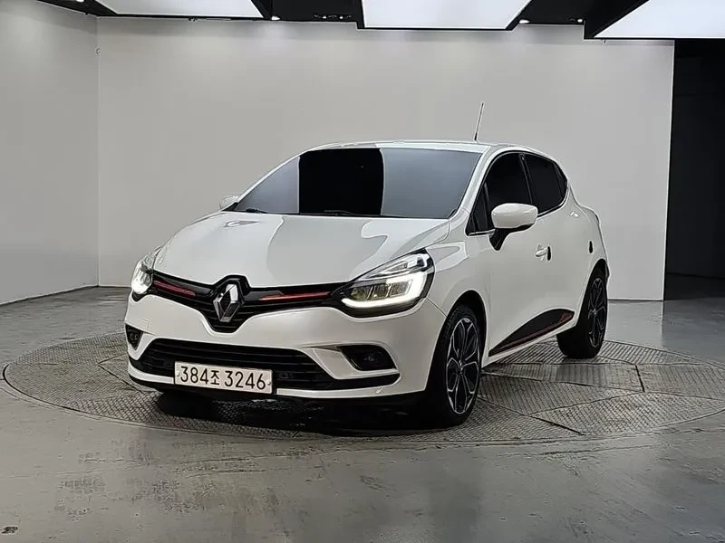 Renault Clio Intensev - 8811 € - 47855226 1 | Car24.bg Renault Clio Intensev - 8811 € - 47855226 1