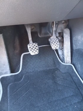 VW Touran undefined | Auto.bg — изображение 13 VW Touran undefined | Auto.bg — изображение 13