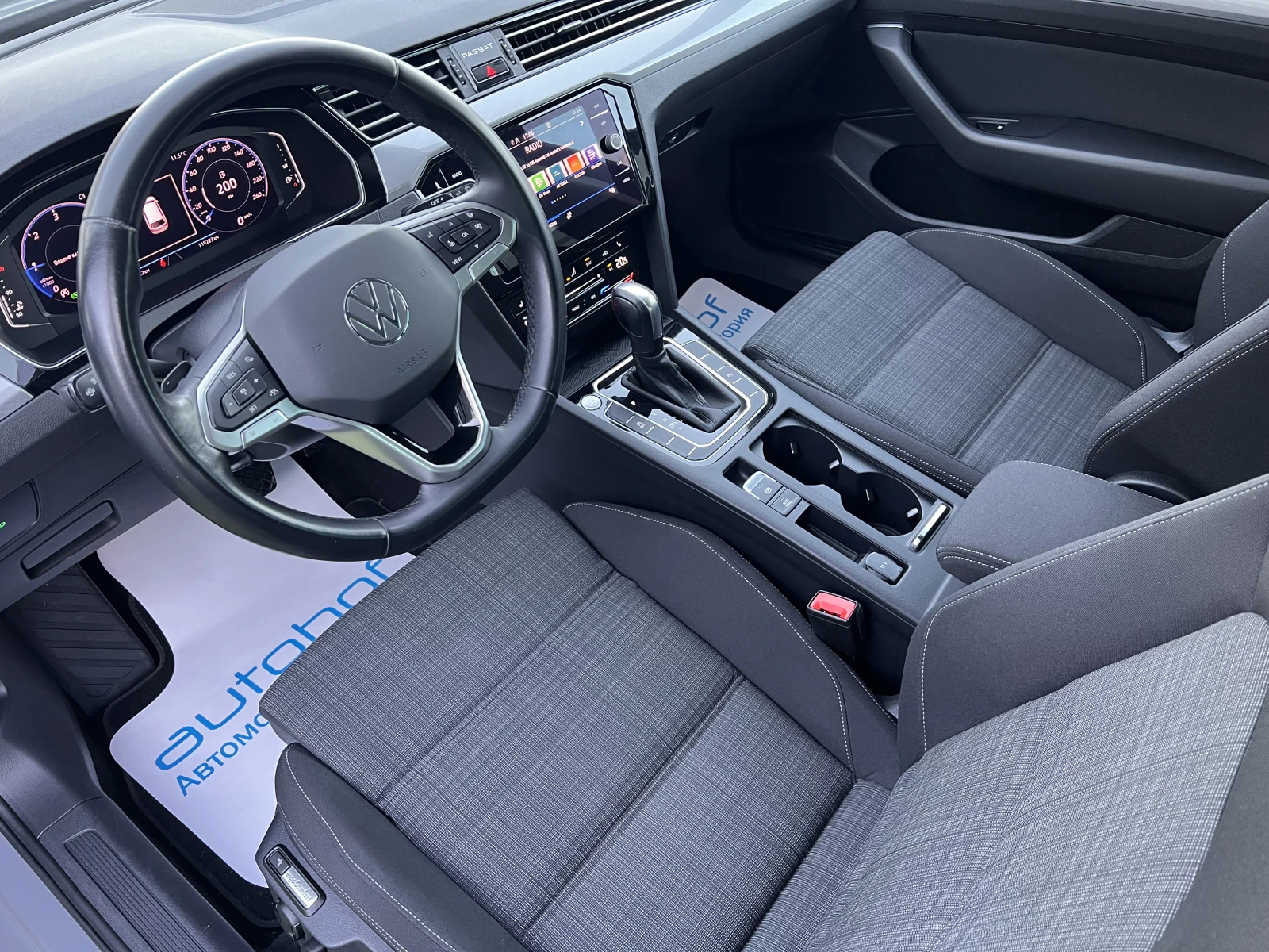 VW Passat BUSINESS/2.0TDI/150k.c./7-DSG/N1 - изображение 7 | Auto.bg VW Passat BUSINESS/2.0TDI/150k.c./7-DSG/N1 - изображение 7