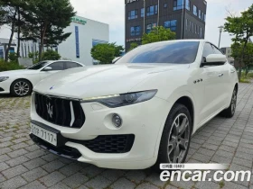 Maserati Levante ДИЗЕЛ | 2 КЛЮЧА | ПАНОРАМА