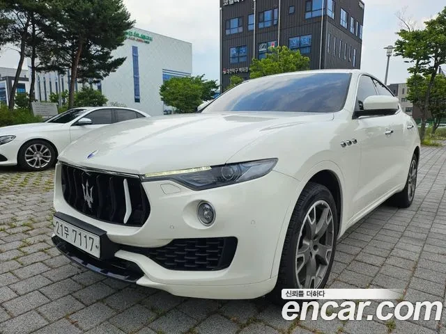 Maserati Levante ДИЗЕЛ | 2 КЛЮЧА | ПАНОРАМА | Auto.bg — изображение 1 Maserati Levante ДИЗЕЛ | 2 КЛЮЧА | ПАНОРАМА | Auto.bg — изображение 1