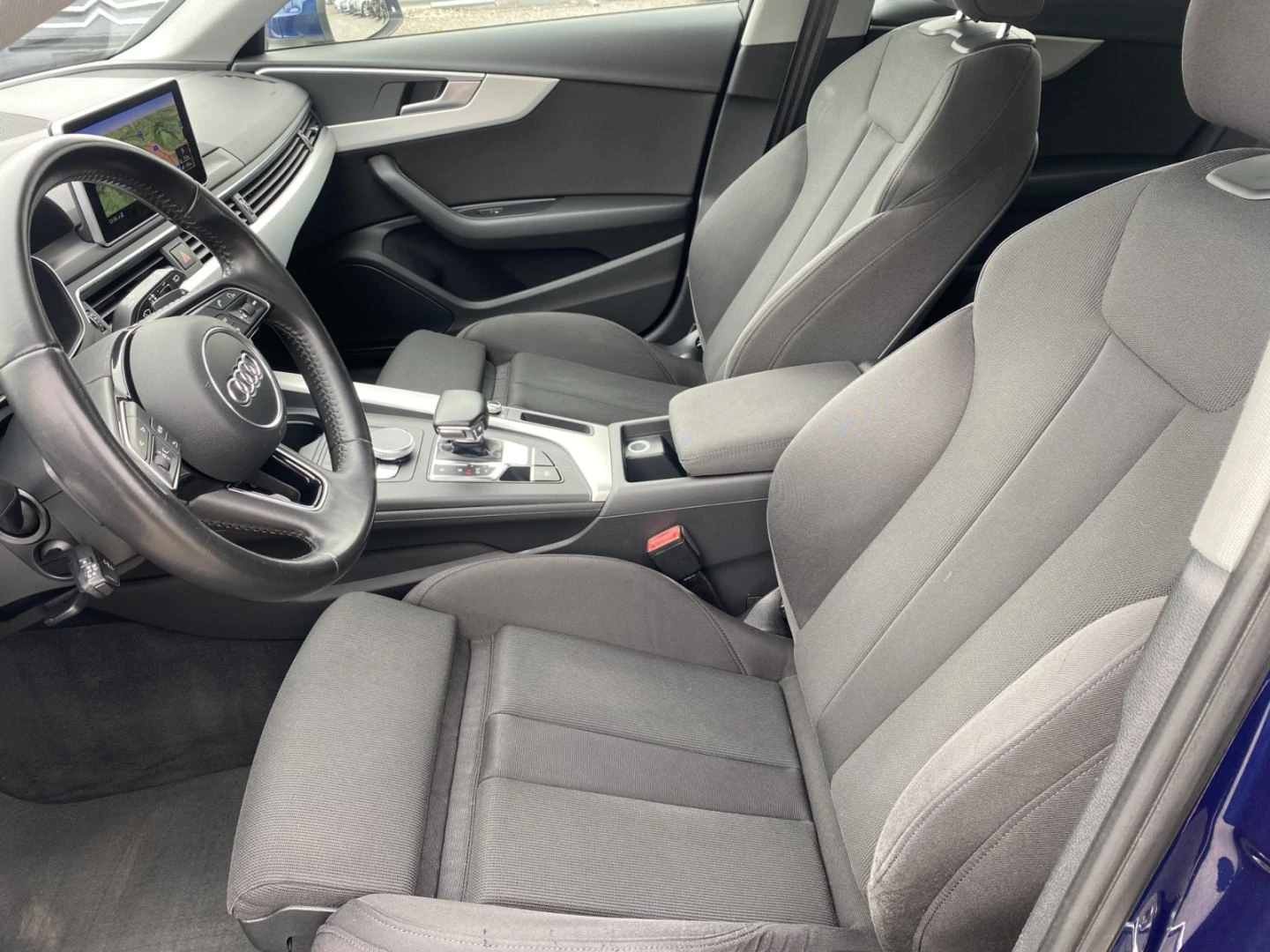 Audi A4  2.0TDI MATRIX DIGITAL  - изображение 8 | Auto.bg Audi A4  2.0TDI MATRIX DIGITAL  - изображение 8