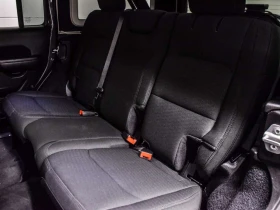 Jeep Wrangler * Sport Altitude + Diesel + No accident * CARFAX * | Auto.bg — изображение 10 Jeep Wrangler * Sport Altitude + Diesel + No accident * CARFAX * | Auto.bg — изображение 10