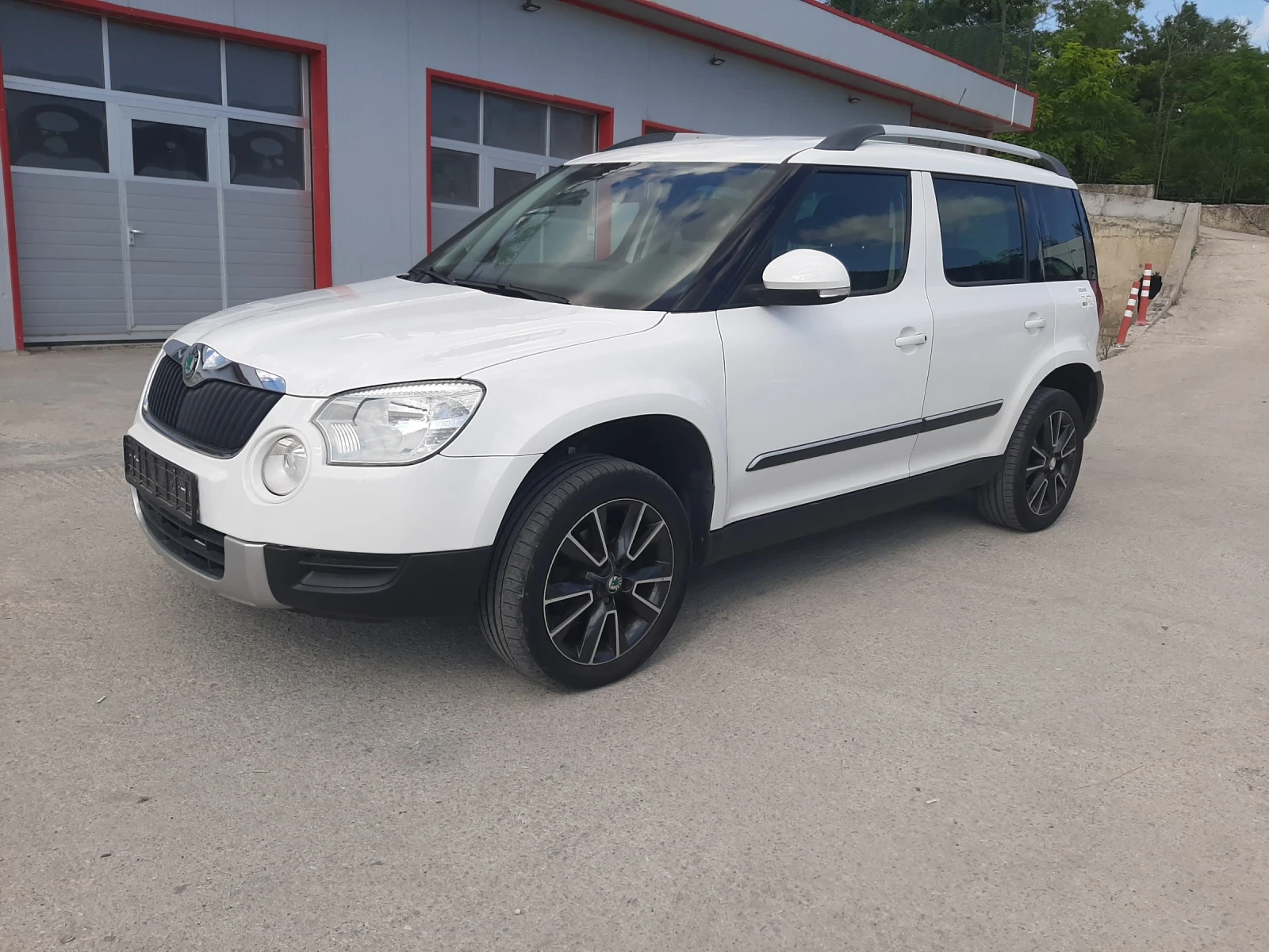 Skoda Yeti 2.0TDI NAVI | Auto.bg — изображение 1 Skoda Yeti 2.0TDI NAVI | Auto.bg — изображение 1