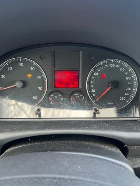 VW Touran - 4200 € / 8214.49 лв. - 66191335 4 | Car24.bg VW Touran - 4200 € / 8214.49 лв. - 66191335 4