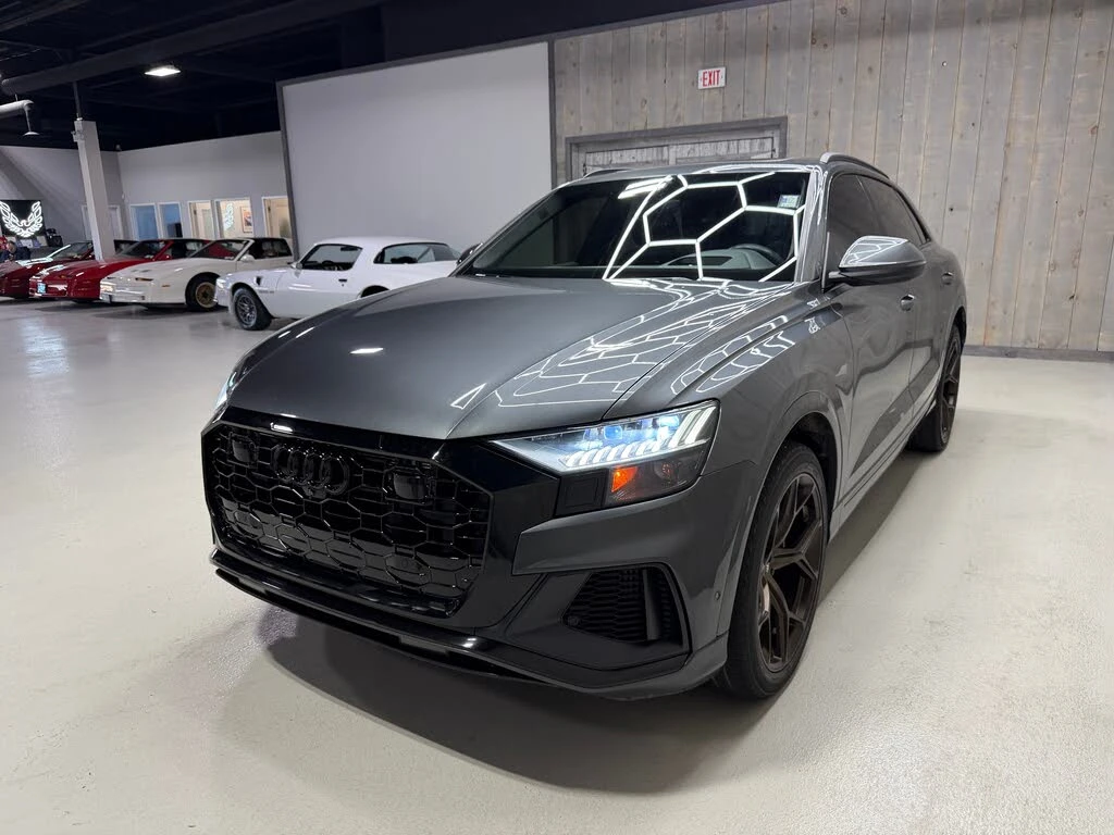 Audi Q8 ПОДГРЕВ* ОБДУХ* КАМЕРА* 360* ДИСТРОНИК* HEADUP* | Auto.bg — изображение 1 Audi Q8 ПОДГРЕВ* ОБДУХ* КАМЕРА* 360* ДИСТРОНИК* HEADUP* | Auto.bg — изображение 1