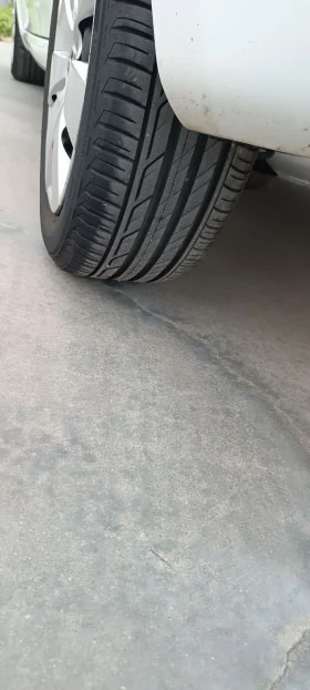 Toyota Auris - 3323 € / 6499.22 лв. - 63522794 4 | Car24.bg Toyota Auris - 3323 € / 6499.22 лв. - 63522794 4