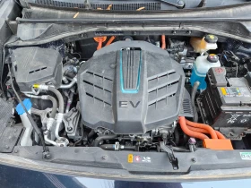 Kia Niro 65KWh* SOH 100%* KIA CONNECT* Термопомпа | Auto.bg — изображение 16 Kia Niro 65KWh* SOH 100%* KIA CONNECT* Термопомпа | Auto.bg — изображение 16