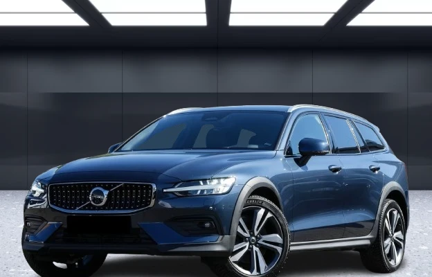Volvo V60 Cross Country B5 AWD = Plus = Panorama Гаранция - 79170 лв. / 40478.98 € - 56216992 1 | Car24.bg Volvo V60 Cross Country B5 AWD = Plus = Panorama Гаранция - 79170 лв. / 40478.98 € - 56216992 1