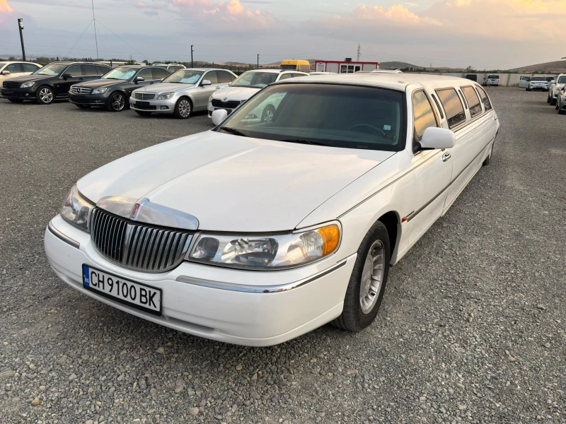 Lincoln Town car ЛИМУЗИНА* 7+ 1* 4.6L* 210к.с. - 3900 € - 25466750 1 | Car24.bg Lincoln Town car ЛИМУЗИНА* 7+ 1* 4.6L* 210к.с. - 3900 € - 25466750 1