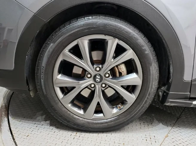 Hyundai Santa fe 2.2 CRDI 4WD - изображение 5 | Auto.bg Hyundai Santa fe 2.2 CRDI 4WD - изображение 5