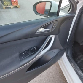 Opel Astra 1.5CDTI* 105k.s* EURO 6D* Sports tourer plus - 5900 € - 52052062 13 | Car24.bg Opel Astra 1.5CDTI* 105k.s* EURO 6D* Sports tourer plus - 5900 € - 52052062 13
