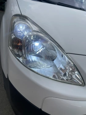 Peugeot Partner 1.6 HDI ХЛАДИЛЕН МАКСИ БАЗА | Auto.bg — изображение 15 Peugeot Partner 1.6 HDI ХЛАДИЛЕН МАКСИ БАЗА | Auto.bg — изображение 15