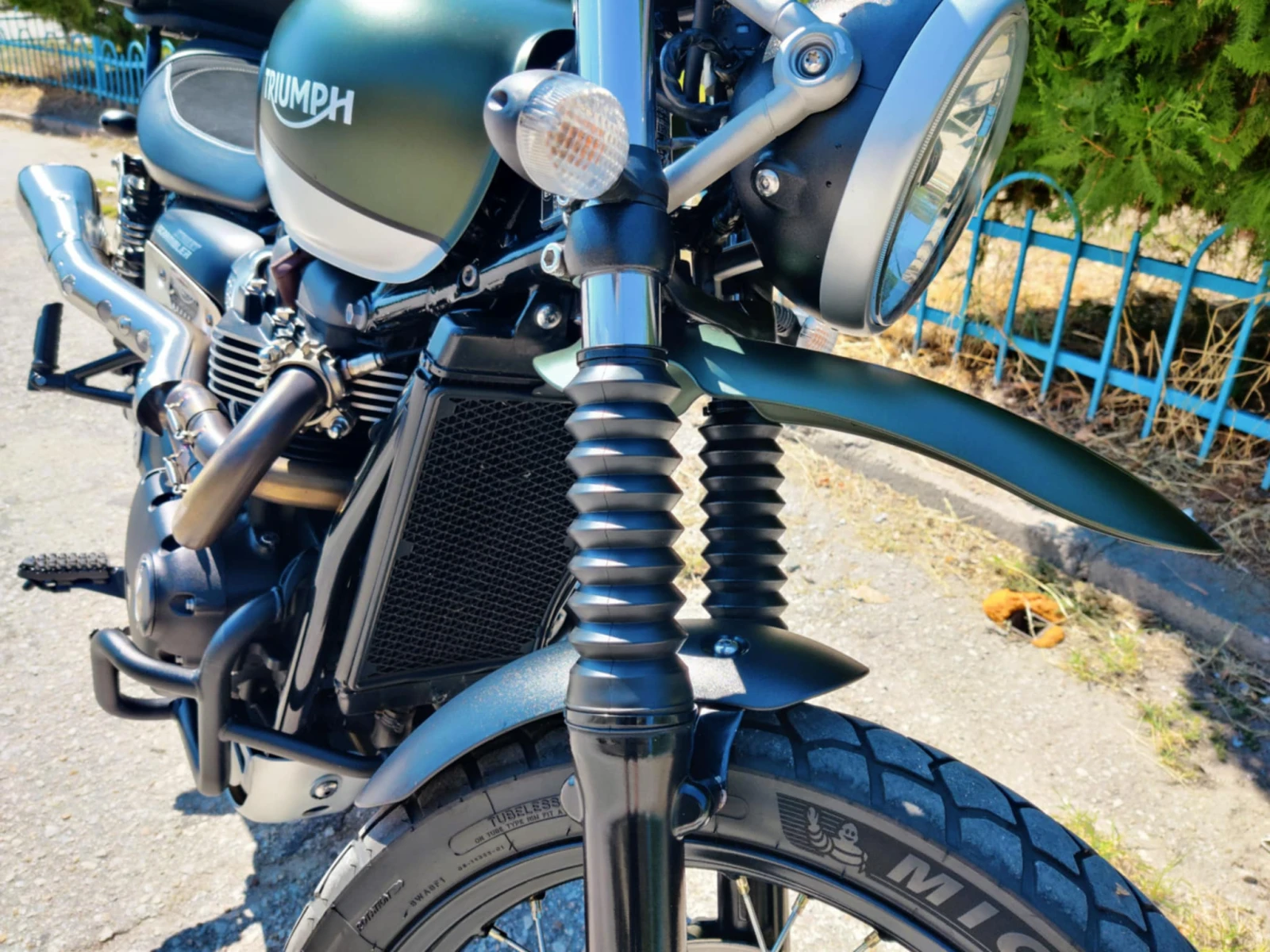 Triumph Street Scrambler 900 - изображение 6 | Auto.bg Triumph Street Scrambler 900 - изображение 6