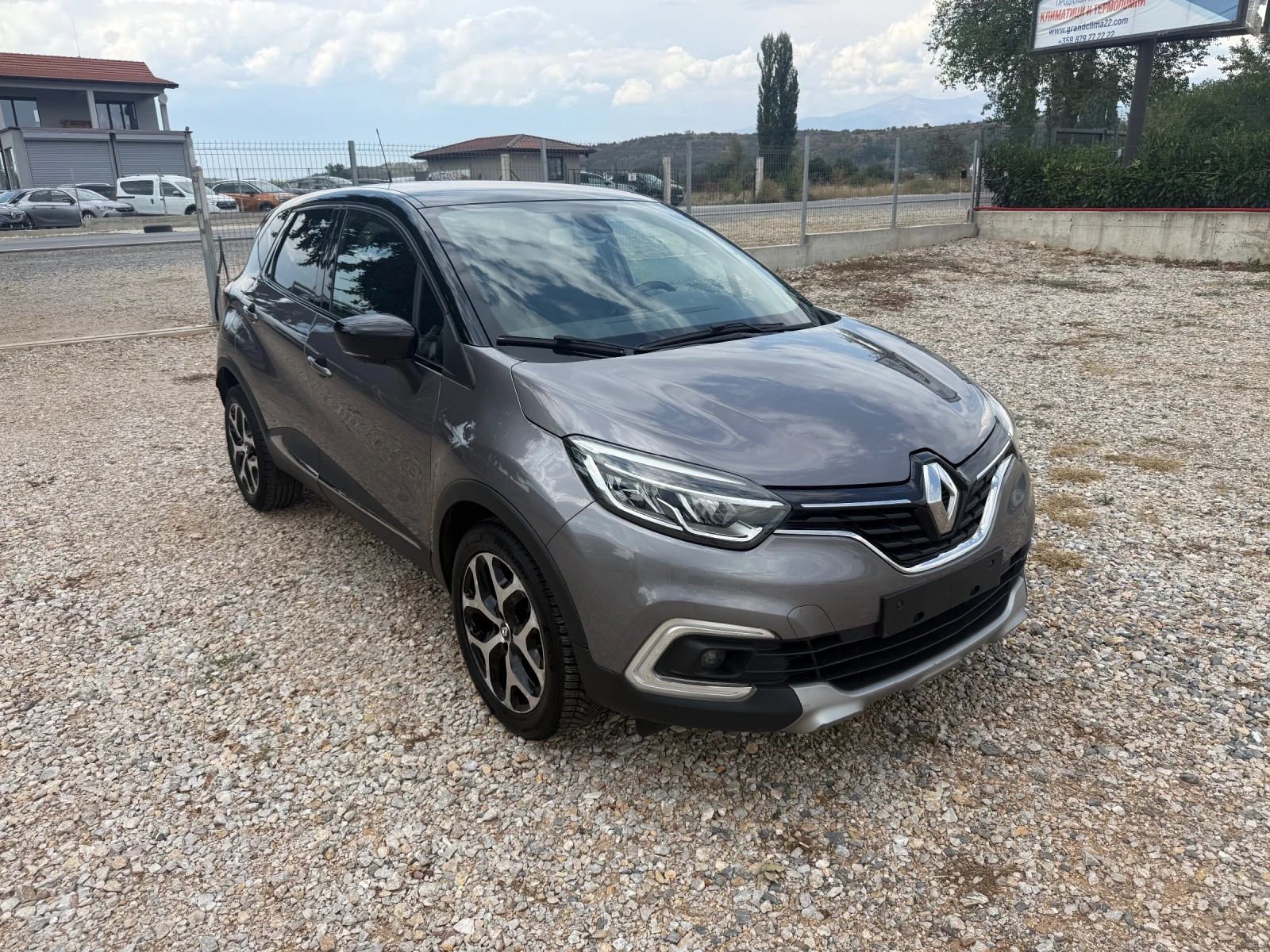 Renault Captur 1.5dCi/Intens/Led Pure Vision/Euro6 | Auto.bg — изображение 1 Renault Captur 1.5dCi/Intens/Led Pure Vision/Euro6 | Auto.bg — изображение 1