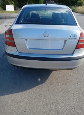 Skoda Octavia undefined | Auto.bg — изображение 6 Skoda Octavia undefined | Auto.bg — изображение 6