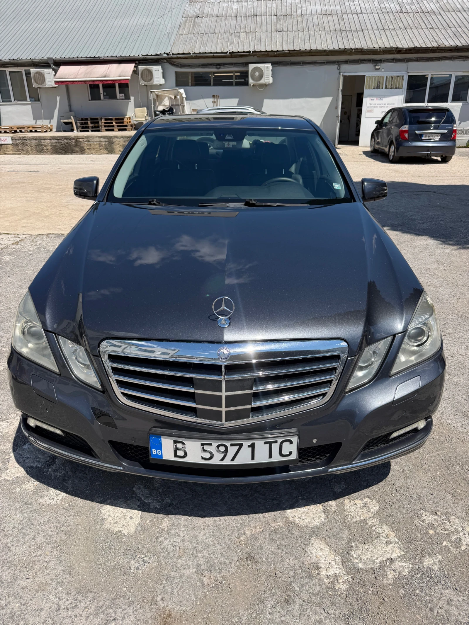 Mercedes-Benz E 350 undefined | Auto.bg — изображение 1 Mercedes-Benz E 350 undefined | Auto.bg — изображение 1