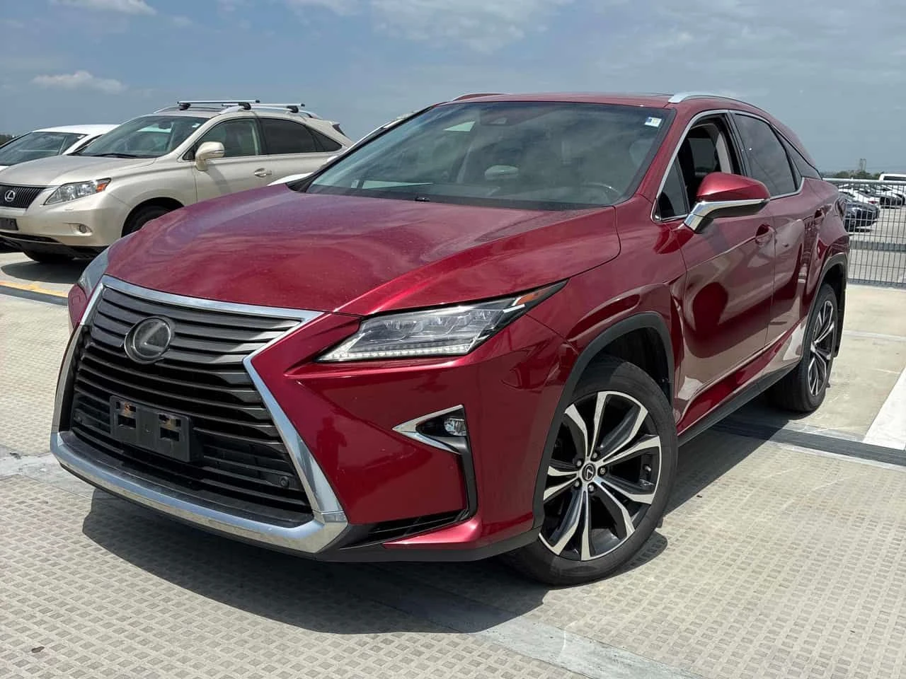 Lexus RX 350 * CARFAX * ОПЦИЯ ЗА ФИНАНСИРАНЕ | Auto.bg — изображение 1 Lexus RX 350 * CARFAX * ОПЦИЯ ЗА ФИНАНСИРАНЕ | Auto.bg — изображение 1