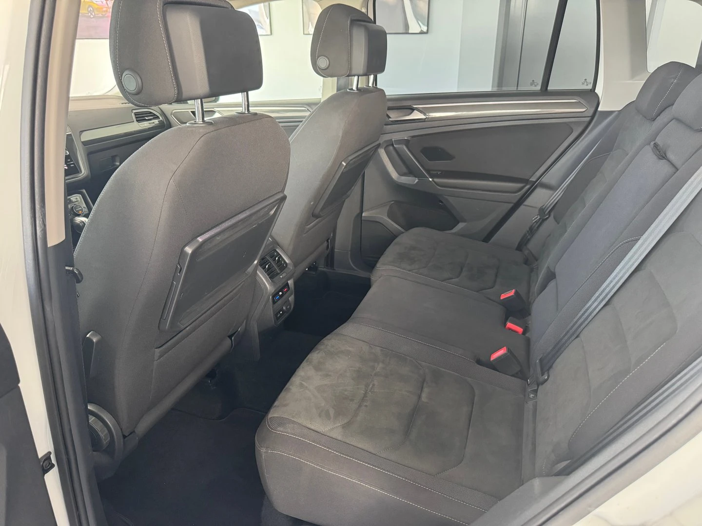 VW Tiguan Highline 2.0TDI 4MOTION BMT - изображение 6 | Auto.bg VW Tiguan Highline 2.0TDI 4MOTION BMT - изображение 6