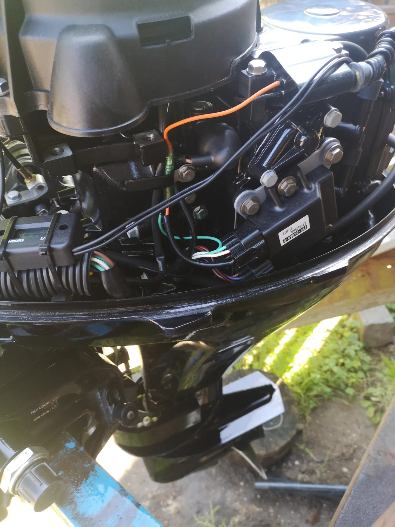 Извънбордов двигател Mercury Mercury 9.9 - изображение 7 | Auto.bg Извънбордов двигател Mercury Mercury 9.9 - изображение 7