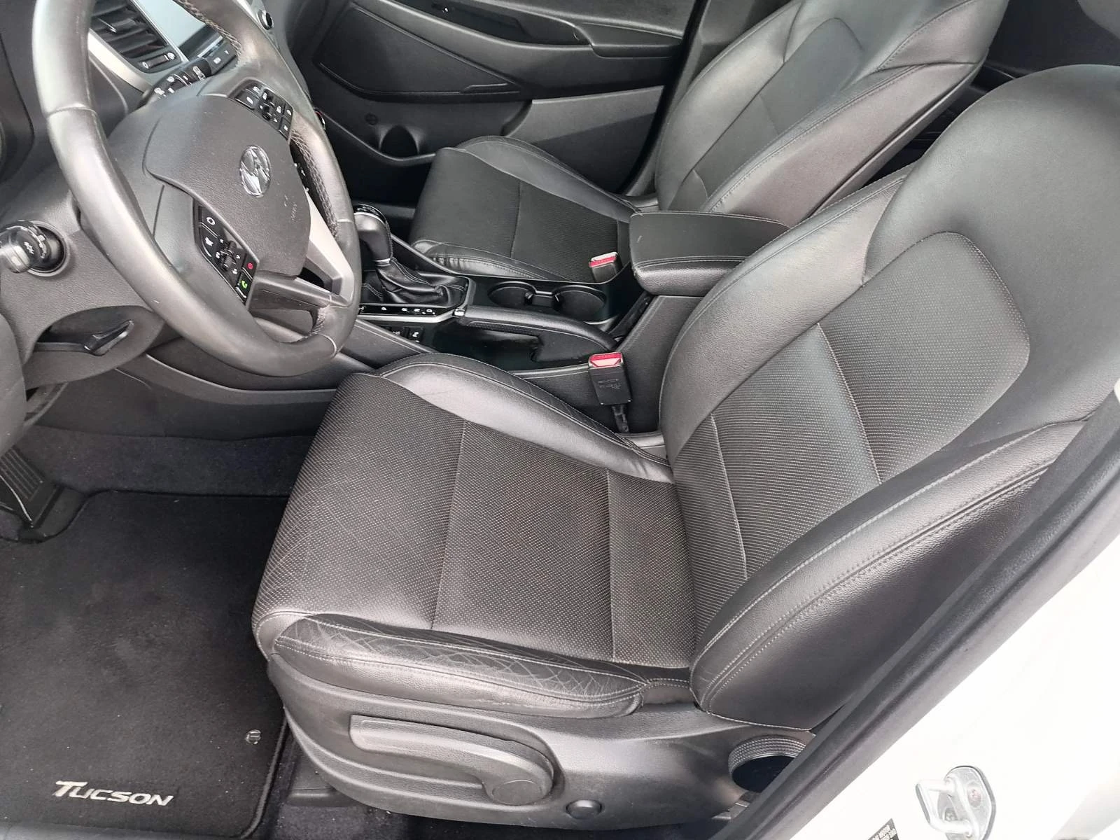 Hyundai Tucson 2.0 CRDI 4X4 - изображение 7 | Auto.bg Hyundai Tucson 2.0 CRDI 4X4 - изображение 7