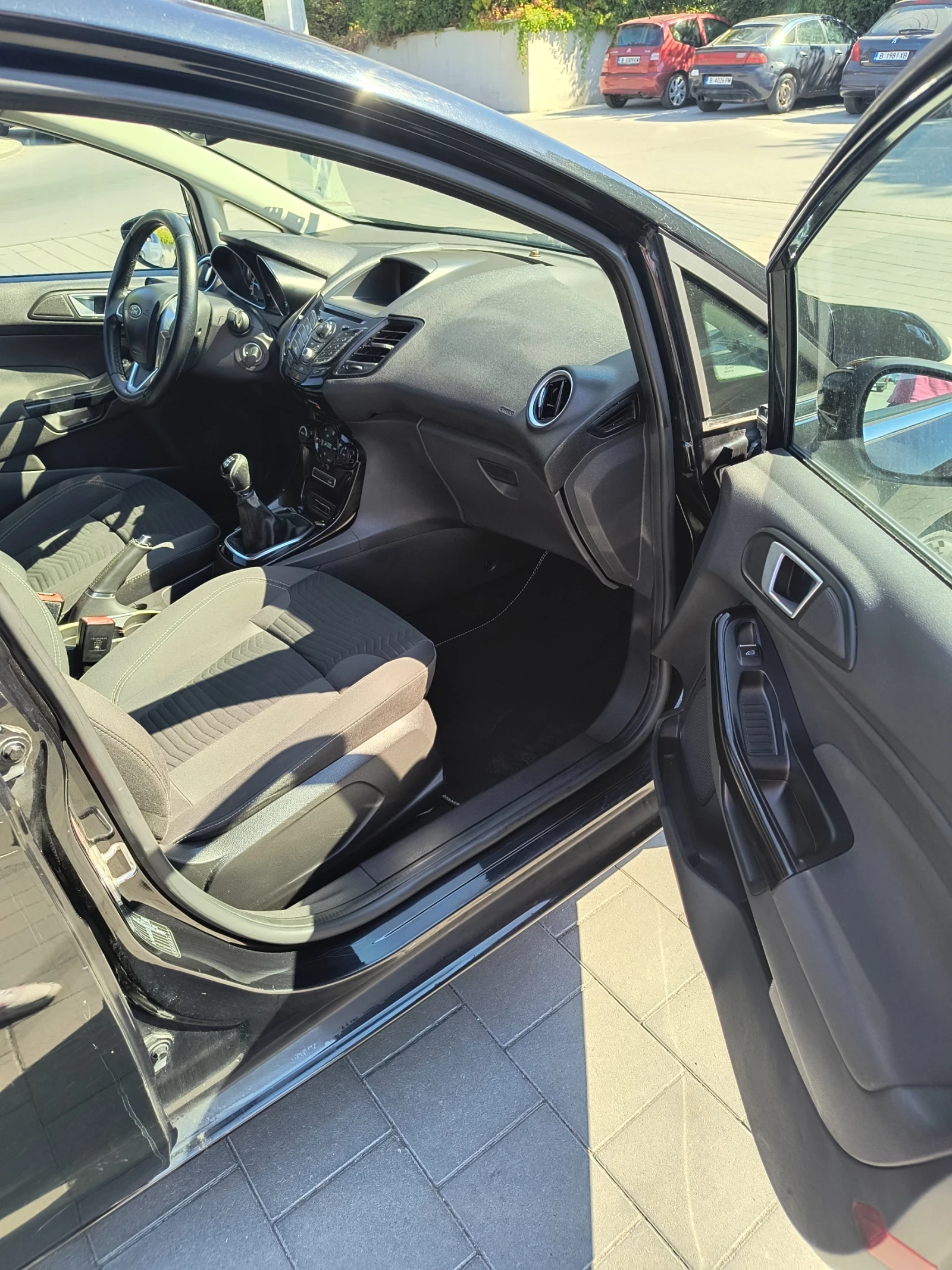 Ford Fiesta 1.6 TDCi Titanium  - изображение 6 | Auto.bg Ford Fiesta 1.6 TDCi Titanium  - изображение 6