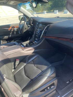 Cadillac Escalade Късата база + LPG Prins 480 к.с. | Auto.bg — изображение 8 Cadillac Escalade Късата база + LPG Prins 480 к.с. | Auto.bg — изображение 8