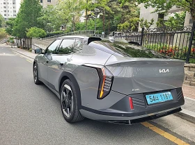 Kia EV4 - 26396 € / 51626.09 лв. - 57412284 3 | Car24.bg Kia EV4 - 26396 € / 51626.09 лв. - 57412284 3