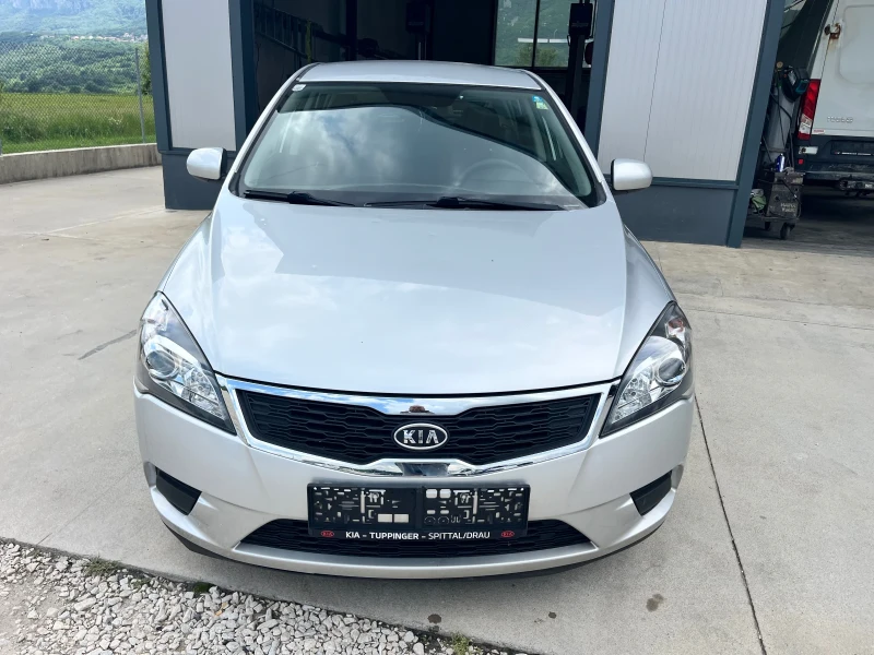 Kia Ceed 1.6d - 1800 € / 3520.49 лв. - 26316622 1 | Car24.bg Kia Ceed 1.6d - 1800 € / 3520.49 лв. - 26316622 1