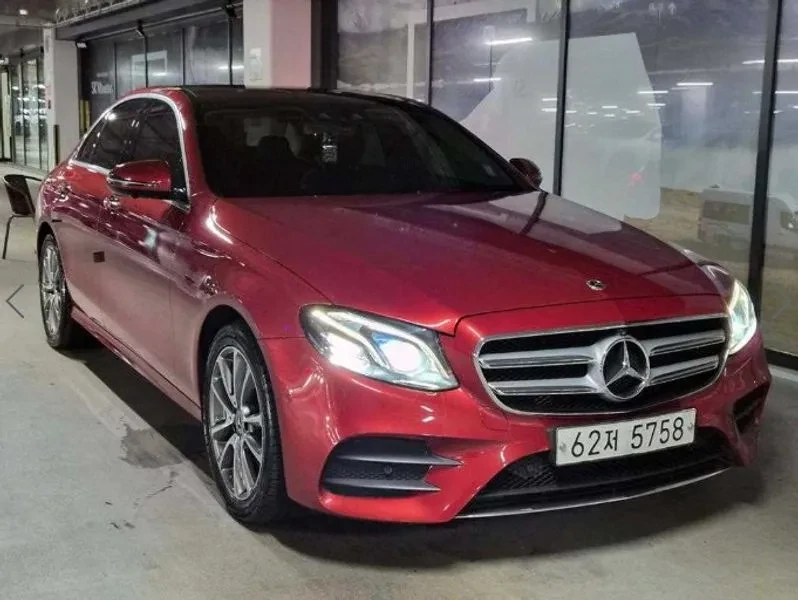 Mercedes-Benz E 200 4MATIC - САМО 30% АВАНС | Auto.bg — изображение 1 Mercedes-Benz E 200 4MATIC - САМО 30% АВАНС | Auto.bg — изображение 1