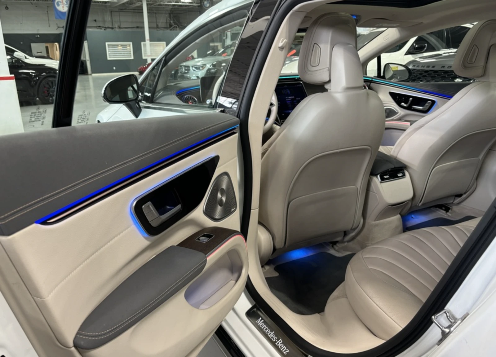 Mercedes-Benz EQS 450+ * Burmester* Ambient* Автокредит - изображение 8 | Auto.bg Mercedes-Benz EQS 450+ * Burmester* Ambient* Автокредит - изображение 8