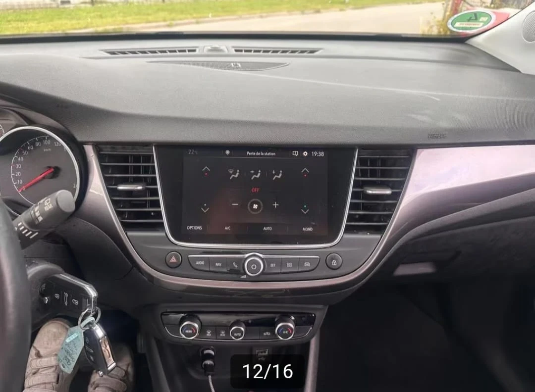 Opel Crossland X 1.2 TURBO INOVATION PLUS - изображение 8 | Auto.bg Opel Crossland X 1.2 TURBO INOVATION PLUS - изображение 8