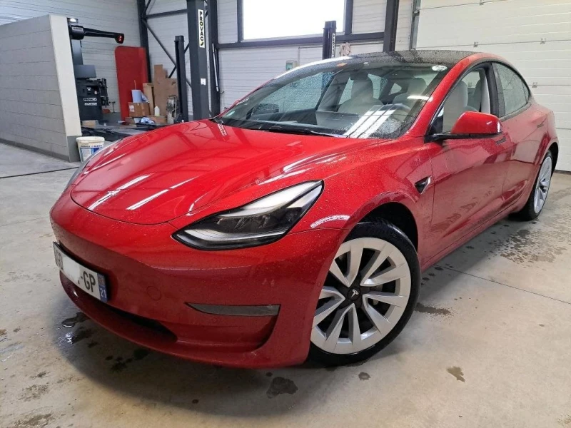 Tesla Model 3 LONG RANGE AWD - 21800 € / 42637.09 лв. - 38983359 1 | Car24.bg Tesla Model 3 LONG RANGE AWD - 21800 € / 42637.09 лв. - 38983359 1