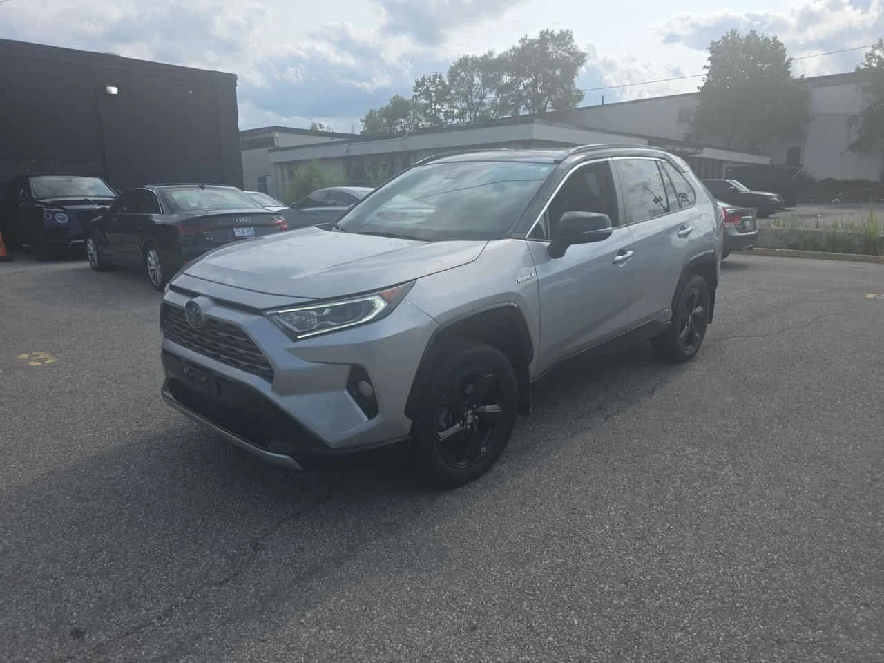 Toyota Rav4 Hybrid XLE CARFAX | Auto.bg — изображение 1 Toyota Rav4 Hybrid XLE CARFAX | Auto.bg — изображение 1