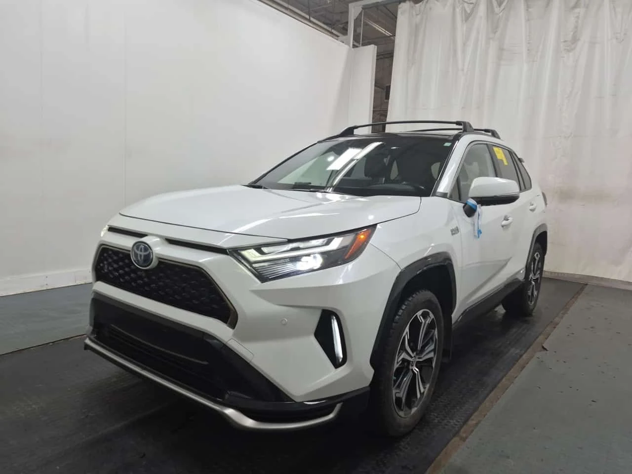 Toyota Rav4 * AWD * CARFAX * ЦЕНА ДО БГ | Auto.bg — изображение 1 Toyota Rav4 * AWD * CARFAX * ЦЕНА ДО БГ | Auto.bg — изображение 1