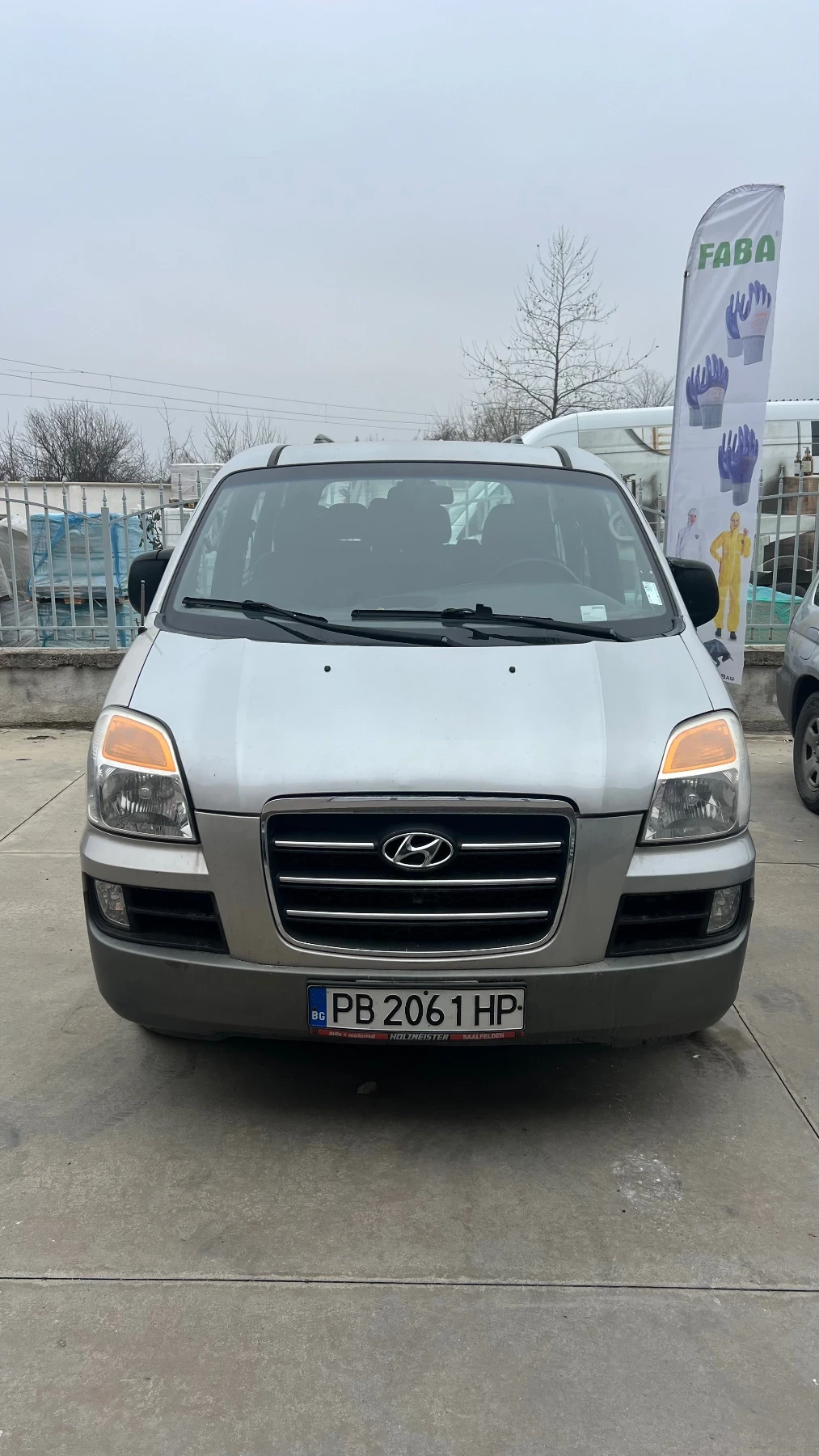 Hyundai Starex 8+ 1 Климатик - Без забелешки - изображение 3 | Auto.bg Hyundai Starex 8+ 1 Климатик - Без забелешки - изображение 3