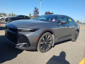 Toyota Crown * HYBRID PLATINUM * CARFAX *