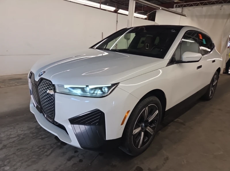 BMW iX 50* xDrive* Harman* 360CAM* УНИКАТ - 35300 € / 69040.80 лв. - 74663199 1 | Car24.bg BMW iX 50* xDrive* Harman* 360CAM* УНИКАТ - 35300 € / 69040.80 лв. - 74663199 1