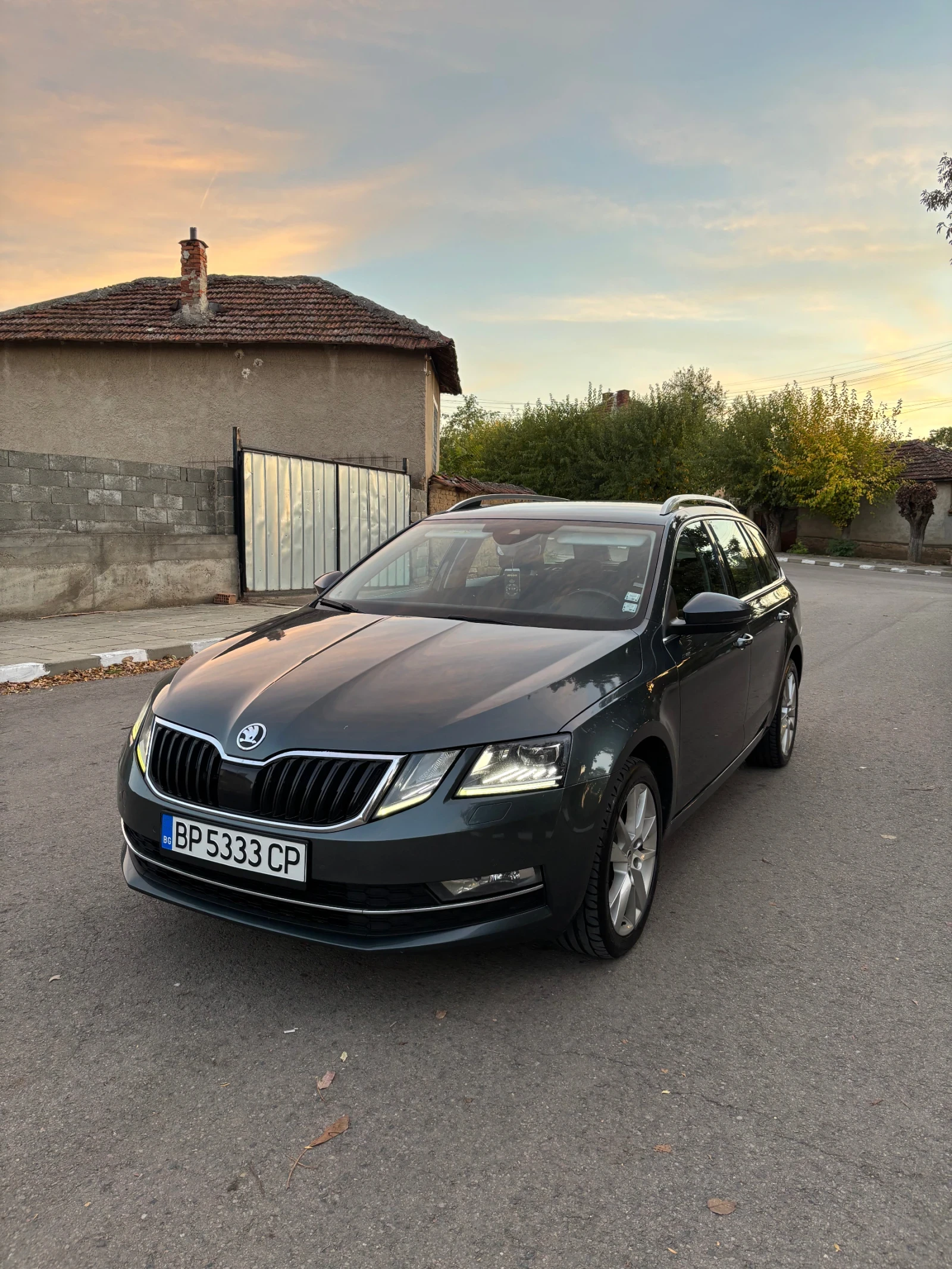 Skoda Octavia 2.0 TDI 4x4 | Auto.bg — изображение 1 Skoda Octavia 2.0 TDI 4x4 | Auto.bg — изображение 1