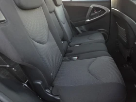 Toyota Rav4 2.2 D4-D/136 к.с/167 200 км | Auto.bg — изображение 8 Toyota Rav4 2.2 D4-D/136 к.с/167 200 км | Auto.bg — изображение 8