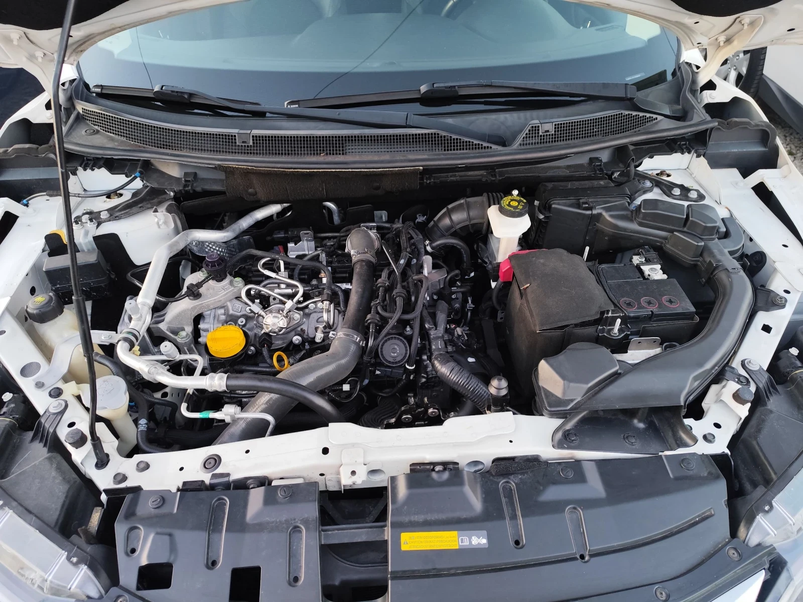 Nissan Qashqai 1.3T Швейцария  - изображение 3 | Auto.bg Nissan Qashqai 1.3T Швейцария  - изображение 3