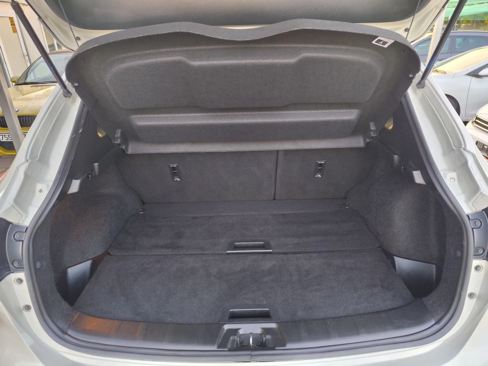 Nissan Qashqai 1.3T Швейцария  - изображение 10 | Auto.bg Nissan Qashqai 1.3T Швейцария  - изображение 10