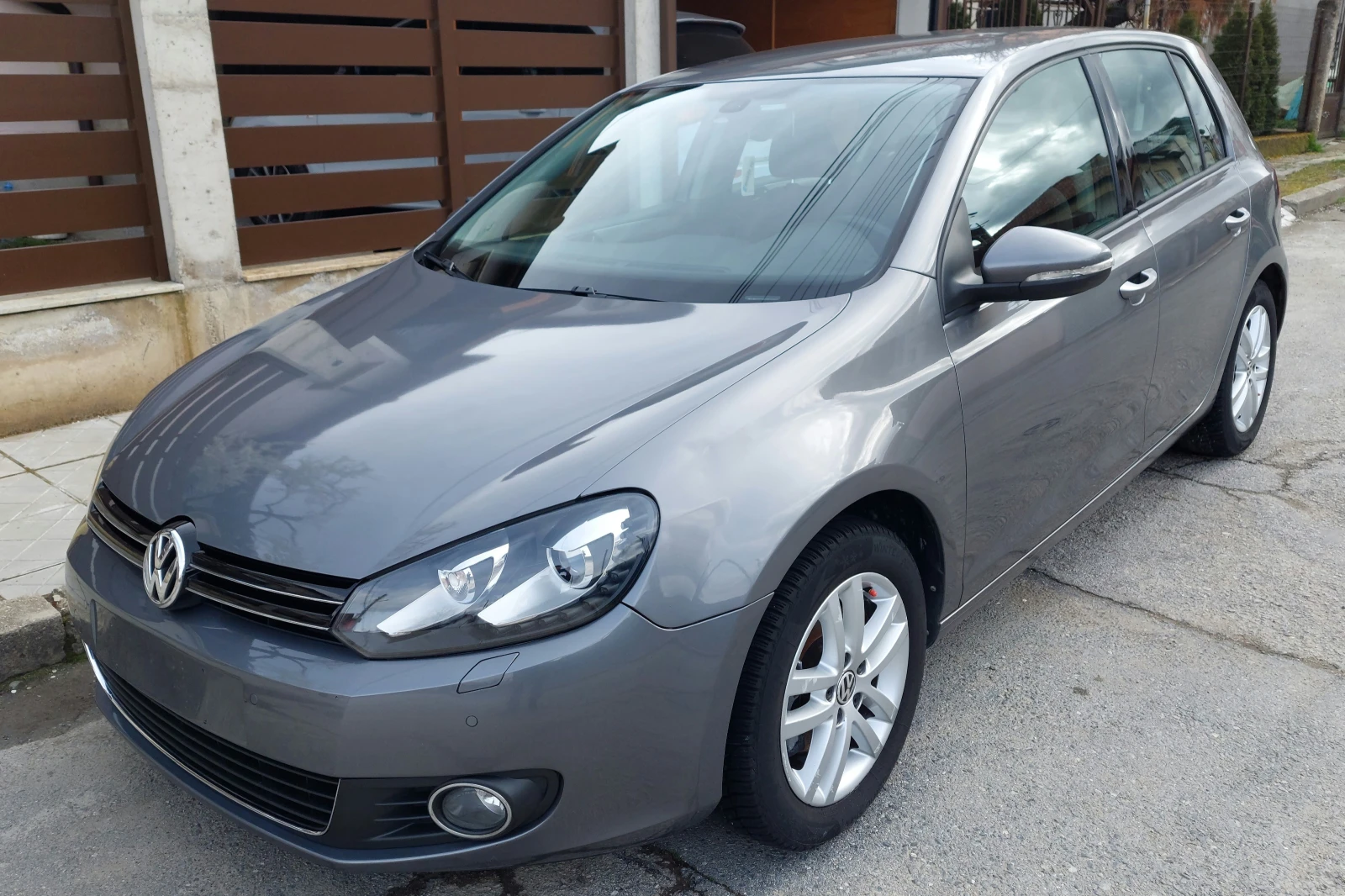 VW Golf 1.4TSI High Line | Auto.bg — изображение 1 VW Golf 1.4TSI High Line | Auto.bg — изображение 1