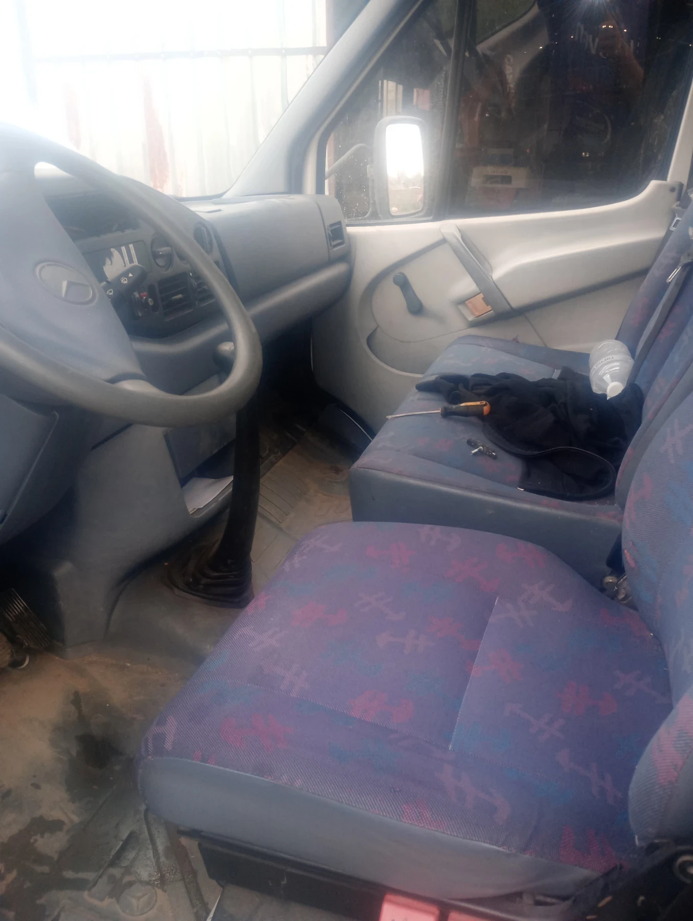 Mercedes-Benz Sprinter 412 2.9td - изображение 9 | Auto.bg Mercedes-Benz Sprinter 412 2.9td - изображение 9