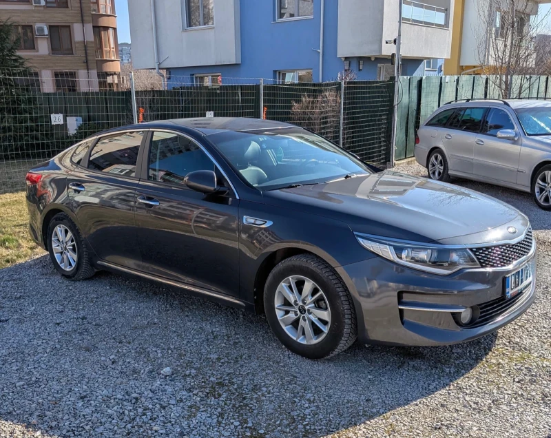 Kia K5 - 12000 € / 23469.96 лв. - 28228723 1 | Car24.bg Kia K5 - 12000 € / 23469.96 лв. - 28228723 1