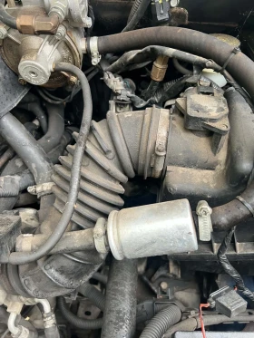 Toyota Corolla verso VVT-i | Auto.bg — изображение 12 Toyota Corolla verso VVT-i | Auto.bg — изображение 12