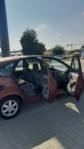 Renault Scenic 1.6/16V/LPG/107h.p. | Auto.bg — изображение 9 Renault Scenic 1.6/16V/LPG/107h.p. | Auto.bg — изображение 9