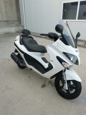 Piaggio XEvo undefined | Auto.bg — изображение 3 Piaggio XEvo undefined | Auto.bg — изображение 3
